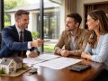 découvrez pourquoi il est essentiel de passer par un notaire pour sécuriser votre compromis de vente immobilière et éviter les risques lors de votre transaction.
